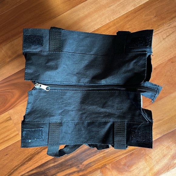 Black with Mesh Rolling Bag - Picture 6 of 11